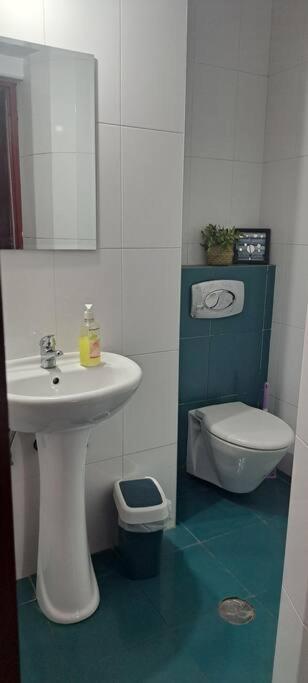 Mendes Family Homestay - B&B In The Heart Of Praia Exterior photo