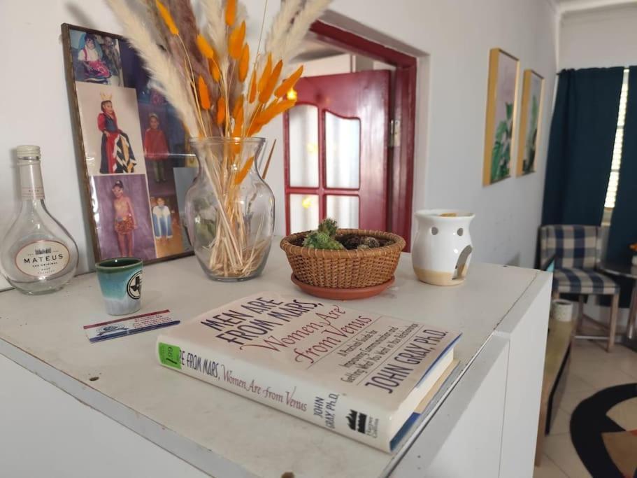 Mendes Family Homestay - B&B In The Heart Of Praia Exterior photo